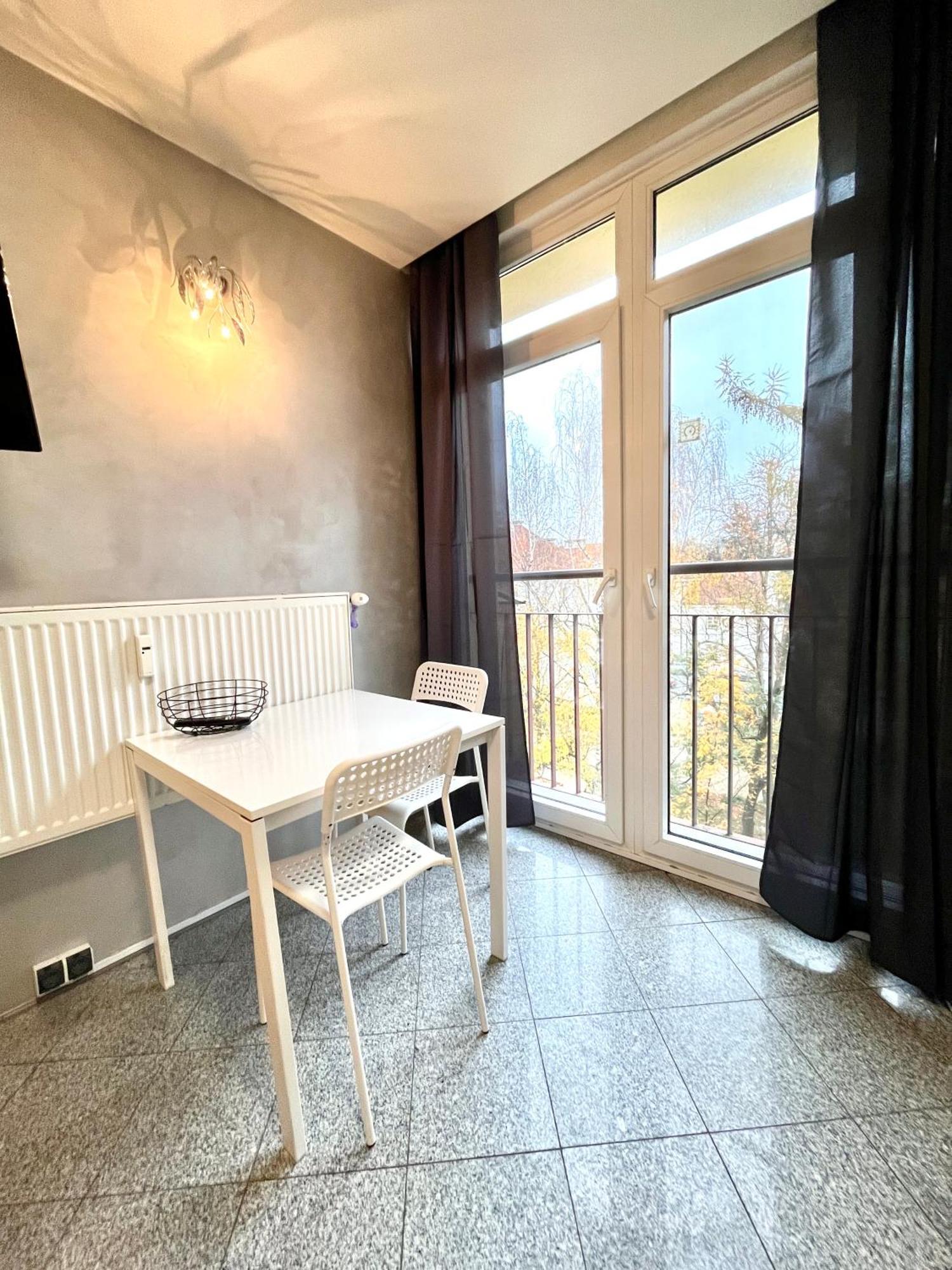 Appartamento Bezagenta Oldtown2 Close To Metro Varsavia Esterno foto